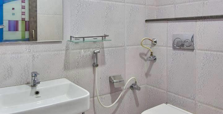 Hotel Av Comforts Settahalasūr エクステリア 写真