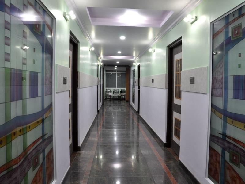 Hotel Av Comforts Settahalasūr エクステリア 写真